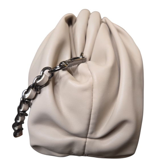 Badgley Mischka Pearl Wrapped Frame Crossbody Clutch NWT - Picture 5 of 8